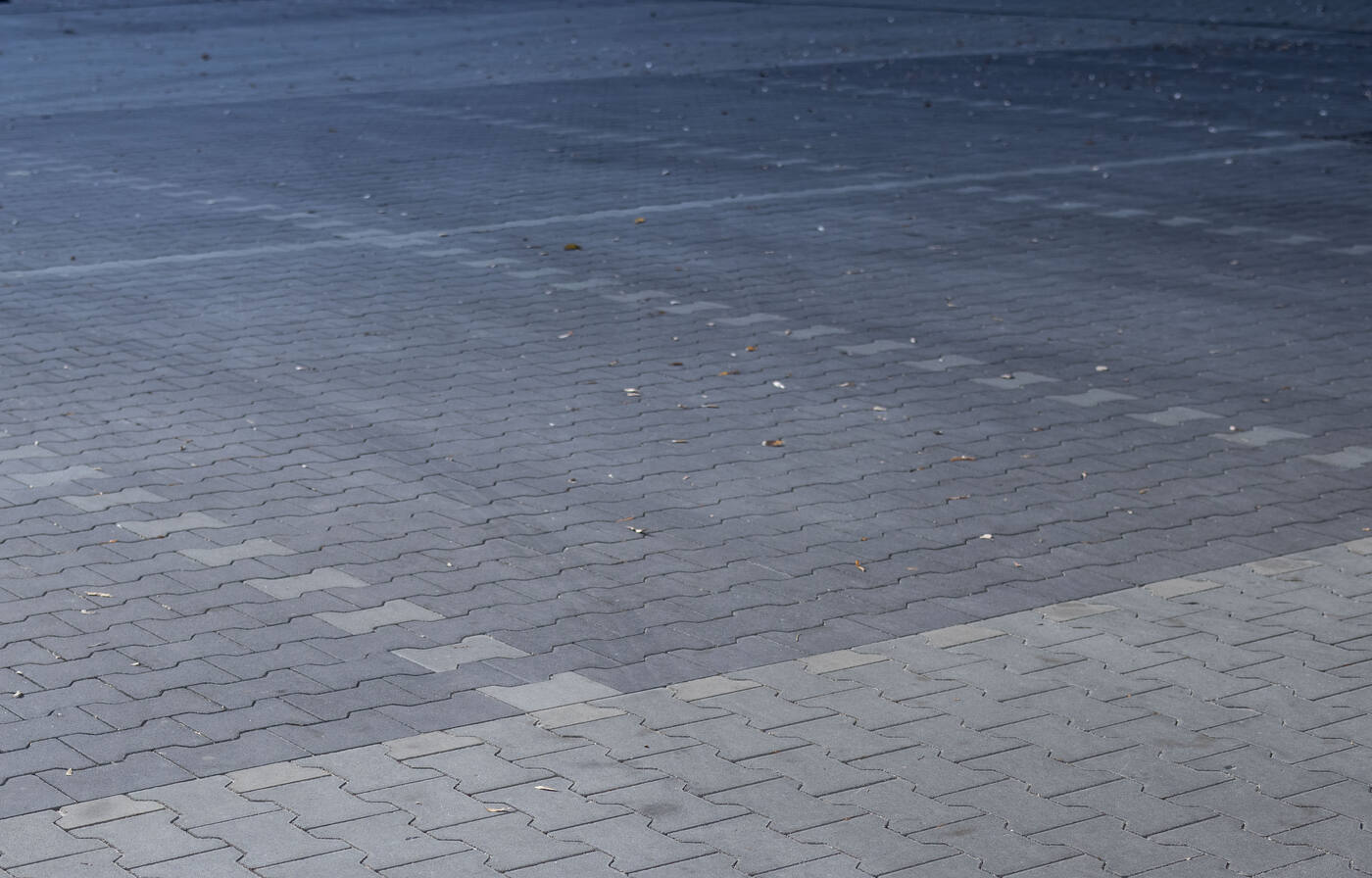 Budowa chodników, placów, parkingów, dróg osiedlowych